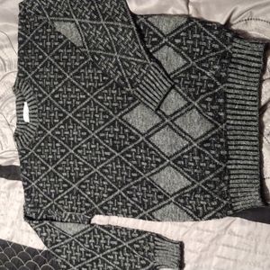 J.J. Cochran men's sweater. Size L tall man.